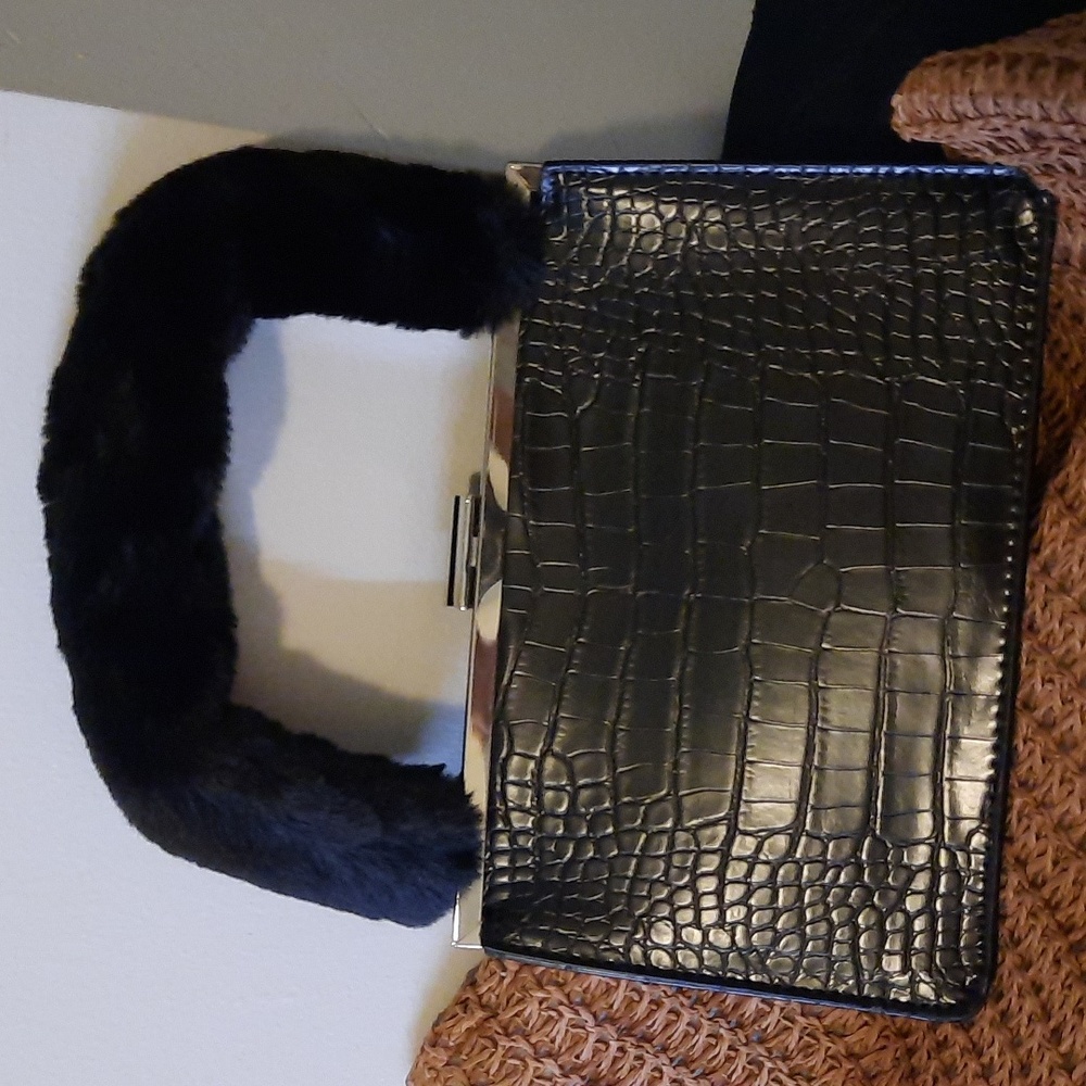 Topshop classic black handbag with faux fur handle and silver metal clasp. NWT